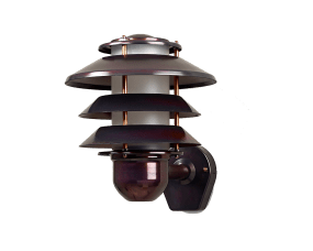 Alefors Cobre oxidado lámpara de exterior De Westal - El panel trasero está equipado con dos entradas y salidas y un bloque de terminales de conexión rápida para una fácil instalación.