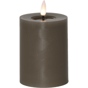 LED Vela Pilar Flamme Flow Marrón De Star Trading - Tiene funci&oacute;n de temporizador y cuando se enciende el interruptor, la luz brillar&aacute; durante 6 horas en modo temporizador, se apagar&aacute; durante 18 horas (en repetici&oacute;n), con una hermosa llama realista en luz blanca c&aacute;lida.