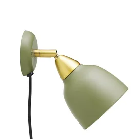 Urban Short Verde oliva De Superliving - Ideal para dormitorios, salas de estar o rincones de lectura, Urban Short es una solución de iluminación flexible y atemporal que realza el estilo de cualquier estancia.