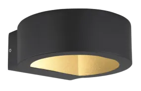 Slice Negro lámpara de exterior De Globo Lighting - Med sin halvcirkelformade design i matt svart aluminium ger den ett elegant intryck samtidigt som den &auml;r v&auml;dert&aring;lig.
