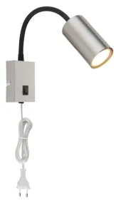 Robby Níquel De Globo Lighting - Robby &auml;r en klassisk, kompakt v&auml;gglampa tillverkad i svart plast och matt nickelmetall, vilket ger en stilren och modern look.