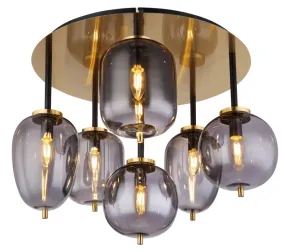 Blacky Ø63 Latón De Globo Lighting - Lampan &auml;r utrustad med 6st r&ouml;kf&auml;rgade glaskupor i olika former, som h&auml;nger fr&aring;n taket p&aring; mattsvarta st&auml;nger f&auml;sta vid en m&auml;ssingsf&auml;rgad bas.