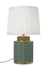 Maze 40cm Verde lámpara de mesa De Cottex - La l&aacute;mpara de mesa de cer&aacute;mica Maze presenta un elegante patr&oacute;n verde y blanco con exclusivos detalles dorados que le dan un toque sofisticado.