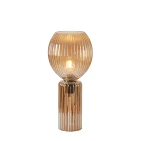 Toulipa 40cm Ámbar lámpara de mesa De Markslöjd - El cristal de la pantalla redondeada deja pasar la luz de la fuente de luz.