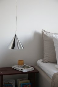 Tip Ø20 Cromo De Markslöjd - Su forma crea una luz focalizada pero agradable, ideal para iluminar sobre una mesa de comedor, en la cocina o en la sala de estar.