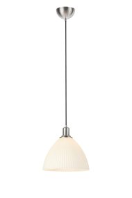 Ro Ø28 Blanco Lámpas de techo De Markslöjd - Ro es una elegante l&aacute;mpara colgante que combina detalles met&aacute;licos en n&iacute;quel satinado con una pantalla de cristal blanco con un bonito dise&ntilde;o acanalado.