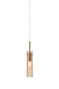 Vibia Ø5 Ámbar lámpara de ventana De Markslöjd - La suspensi&oacute;n larga y estrecha con acabado en lat&oacute;n antiguo armoniza a la perfecci&oacute;n con el color c&aacute;lido del cristal y realza el car&aacute;cter cl&aacute;sico de la l&aacute;mpara.