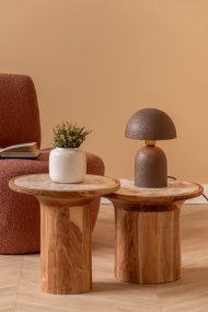 Boaz Mini 30cm Marrón De Leitmotiv - La lámpara de mesa metálica Boaz destaca por su diseño moderno y elegante, con una silueta moderna en forma de seta.
