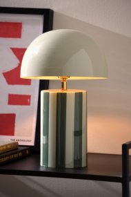 Rayado 34cm Verde lámpara de mesa De Leitmotiv - La base presenta un estampado de rayas en verde oscuro y claro, mientras que la pantalla es de un verde claro a juego, creando una apariencia armoniosa y suave.