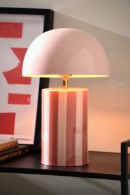 Rayado 34cm Rosa lámpara de mesa De Leitmotiv - La base presenta un estampado de rayas en rosa oscuro y claro, mientras que la pantalla es de un rosa claro a juego, creando una est&eacute;tica armoniosa y delicada.