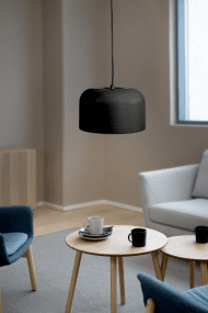 Urban Ø25 Negro Lámpas de techo De Airam - Col&oacute;calo encima de la mesa del comedor o en la sala de estar.