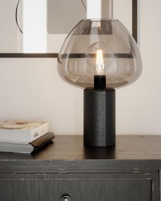 Cozy 42cm Negro lámpara de mesa De By Rydéns - La pantalla est&aacute; formada por una gran c&uacute;pula de cristal que proporciona a la fuente de luz una luz agradable.