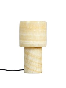 Lucie 16cm Naturaleza De PR Home - Queda perfecta junto a la ventana, sobre un escritorio en el recibidor o en una mesita auxiliar del sal&oacute;n, creando un brillo especial y un ambiente exclusivo.
