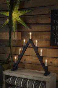 Candelabra 7 Lights Negro De Konstsmide - Candelabro el&eacute;ctrico plegable con 7 velas, fabricado en alambre lacado en negro, decorado con anillos de lat&oacute;n alrededor de cada vela para un toque elegante.