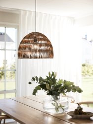 Lace Ø46 Naturaleza Lámpas de techo De PR Home - Una lámpara de techo decorativa hecha a mano que crea un ambiente acogedor y emite una hermosa luz cuando se enciende.