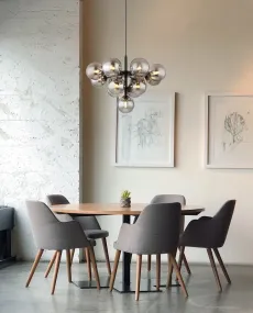 Grappy Ø56 Color humo Lámpas de techo De Globo Lighting - Grappy taklampa blir en stilfull och lyxig detalj i varje rum med sin glamor&ouml;sa design och de 13st r&ouml;kf&auml;rgade glaskulorna.