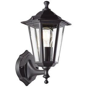 Carleen Negro lámpara de exterior De Brilliant - volver a casa en la oscuridad Con clase de protección IP44, Carleen es a prueba de salpicaduras y es ideal para uso en exteriores, incluso en movimiento.