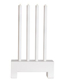 Twinkle Blanco mate De By Rydéns - Viene con cable de pl&aacute;stico transparente de 2 m, interruptor de encendido y enchufe.