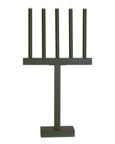 Glimmer Verde oscuro De By Rydéns - Este elegante candelabro de metal mide 74,5 cm de alto y 40,5 cm de largo, lo que lo convierte en un atractivo elemento en su hogar esta Navidad.
