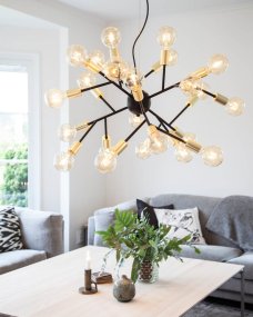 Heroes Ø80 Negro Lámpas de techo De By Rydéns - Heroes consta de m&uacute;ltiples brazos con un total de 24 bombillas y un casquillo E27.