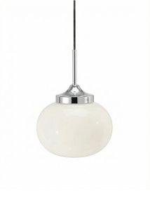 Elsy Ø18 Blanco lámpara de ventana De PR Home - La pantalla de cristal artesanal en un suave tono blanco le confiere a cada l&aacute;mpara un car&aacute;cter &uacute;nico, mientras que los detalles met&aacute;licos cromados aportan un elegante contraste.