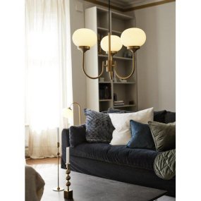 Elsy Ø60 Latón Lámpas de techo De PR Home - Las c&uacute;pulas de color crema garantizan una agradable distribuci&oacute;n de la luz sin deslumbramiento.