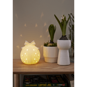 Rozy 14cm Blanco De Star Trading - Preciosa decoraci&oacute;n de mesa de porcelana blanca.