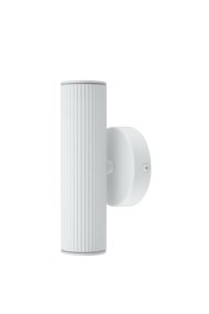 Hubble Blanco lámpara de exterior De Globen Lighting - Hubble es una elegante l&aacute;mpara de pared blanca que difunde la luz hacia arriba y hacia abajo, creando un hermoso juego de luz en la pared.