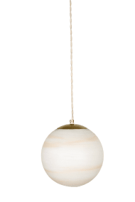 Fabian Ø20 Durazno Lámpas de techo De Strömshaga - Una impresionante l&aacute;mpara de techo que luce perfecta sobre una mesa de comedor, en una sala de estar o en un dormitorio.