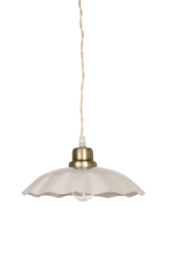 Diana Ø23 Beige Lámpas de techo De Strömshaga - Diana es ideal para colgar sobre una mesa de cocina, junto a una ventana o en un dormitorio.