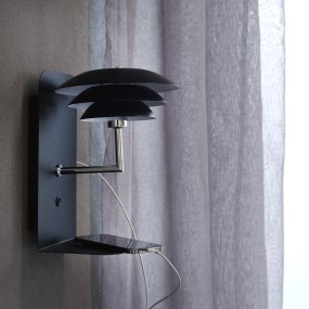 DL20 Negro De Dyberg Larsen - Las l&aacute;mparas tienen el mismo dise&ntilde;o atemporal y simple con tres pantallas, pero con un di&aacute;metro de 20 cm son f&aacute;ciles de colocar y proporcionan una hermosa luz.
