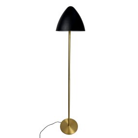 Oulu Latón lámpara de pie De Dyberg Larsen - La lámpara de pie OULU en color negro con detalles en latón añade un toque moderno y elegante a tu hogar.