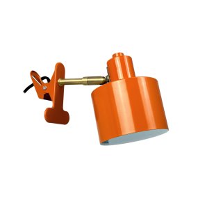 Ocean Naranja lámpara de pinza De Dyberg Larsen - Combina funcionalidad con un dise&ntilde;o moderno y minimalista, creando un ambiente tranquilo y sofisticado.
