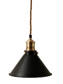 Sofiero Ø17 Negro mate Lámpas de techo De Hallbergs - La pantalla cónica de metal negro mate con interior blanco garantiza una fina distribución de la luz hacia abajo.