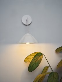 Lotus Leaf Ø22 Blanco lámpara de pared De Ledvance - La pantalla de papel decorativa garantiza una hermosa difusi&oacute;n de la luz hacia abajo.
