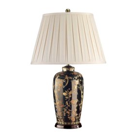Black Birds 74cm Negro lámpara de mesa De Elstead Lighting - Utrustad med en tr&auml;bas, veckad lampsk&auml;rm i kr&auml;mf&auml;rgad textil och en dekorativ avslutning i antikm&auml;ssing.