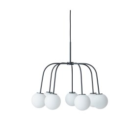 Waterfall Ø50 Negro Lámpas de techo De CO Bankeryd - La lámpara de techo queda muy bien encima de una mesa de comedor en la cocina o el comedor y se convierte en un elemento atractivo, sencillo y moderno en la estancia.