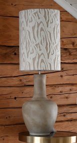 Dilbar 54cm Sand base de lámpara De Hallbergs - Dilbar lampfot &auml;r tillverkad i keramik och har en mjuk sandgr&aring; f&auml;rg som ger ett varmt och stilrent uttryck.