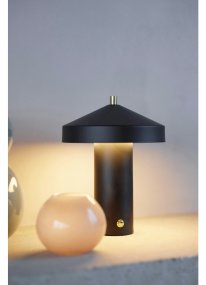 Hatto 25cm Negro portátil De OYOY - Con tres niveles de atenuación y un LED de bajo consumo, ofrece una luz agradable y personalizable para diferentes necesidades.
