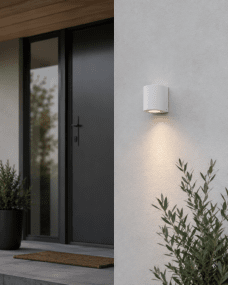 Tor Single Blanco lámpara de exterior De Lampan - Lampan lyser fint ner p&aring; v&auml;ggen och skapar en h&auml;rlig atmosf&auml;r.