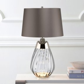 Lena 60cm Gris/humo lámpara de mesa De Elstead Lighting - Till basen ing&aring;r en utbytbar GU10 ljusk&auml;lla p&aring; 7W med 3000K varmvitt ljus och 620lm.