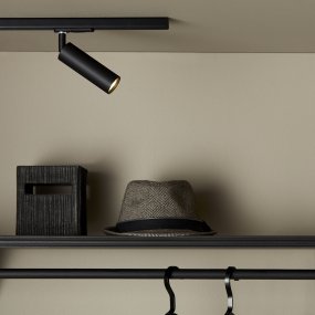 Pipeline spotlight Negro mate De Herstal - Con una altura de 17,2 cm y una pantalla delgada de 4 cm de diámetro, el diseño compacto se adapta perfectamente a cualquier habitación y proporciona un aspecto limpio y moderno.