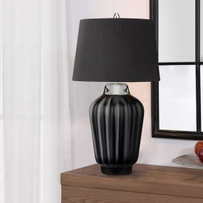 Bexley 56cm Negro lámpara de mesa De Elstead Lighting - Den levereras med en avsmalnande lampsk&auml;rm i svart konstsilke med en silverlaminerad insida, handgjord i Storbritannien.