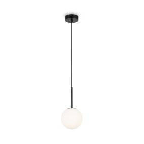 Basic form Ø15 Negro De Maytoni - Con su globo de cristal opalino suave y una fina carcasa de metal con acabado negro, la lámpara proporciona una luz hermosa y agradable que se adapta perfectamente a estilos interiores modernos y clásicos.