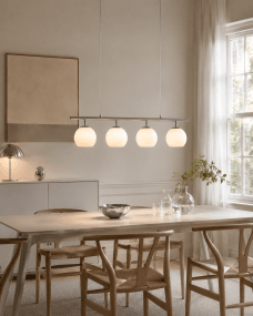 Globi 4 78cm Níquel Lámpas de techo De Nordic Lighting - Ideal sobre la mesa del comedor, en la cocina o en el sal&oacute;n, dondequiera que desee crear un ambiente acogedor, Globi se convierte en un punto focal decorativo y se integra armoniosamente en espacios modernos y cl&aacute;sicos.