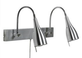 Tanum Aluminio lámpara de lectura De Armaturhantverk - Esto hace que la l&aacute;mpara sea perfecta para rincones de estudio o lugares de trabajo.