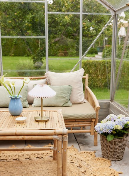 Paris 28cm Antigüedad portátil De Halo Design - Es regulable y se adapta a diferentes necesidades y estados de ánimo, lo que lo convierte en un detalle de diseño interior práctico y elegante.