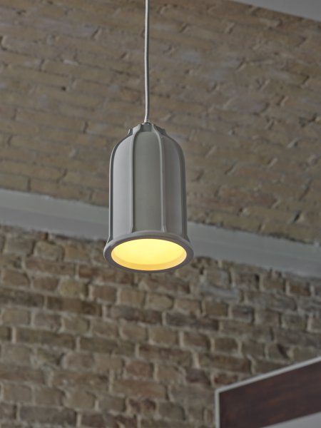 Imagen ampliada de Concrete Sim Ø12 Gris Lámpas de techo De Osram - Se recomienda colocar varios en fila encima de la encimera de la cocina o la mesa del comedor.
