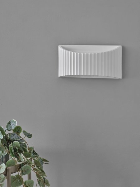 Plaster Band 30cm Blanco lámpara de pared De Osram - Plaster Band &auml;r en modern v&auml;gglampa gjord av gips.