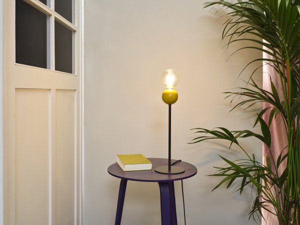 Bubble 40cm Amarillo lámpara de mesa De Ledvance - Se suministra con cable de 1,5 m, interruptor de encendido y enchufe.